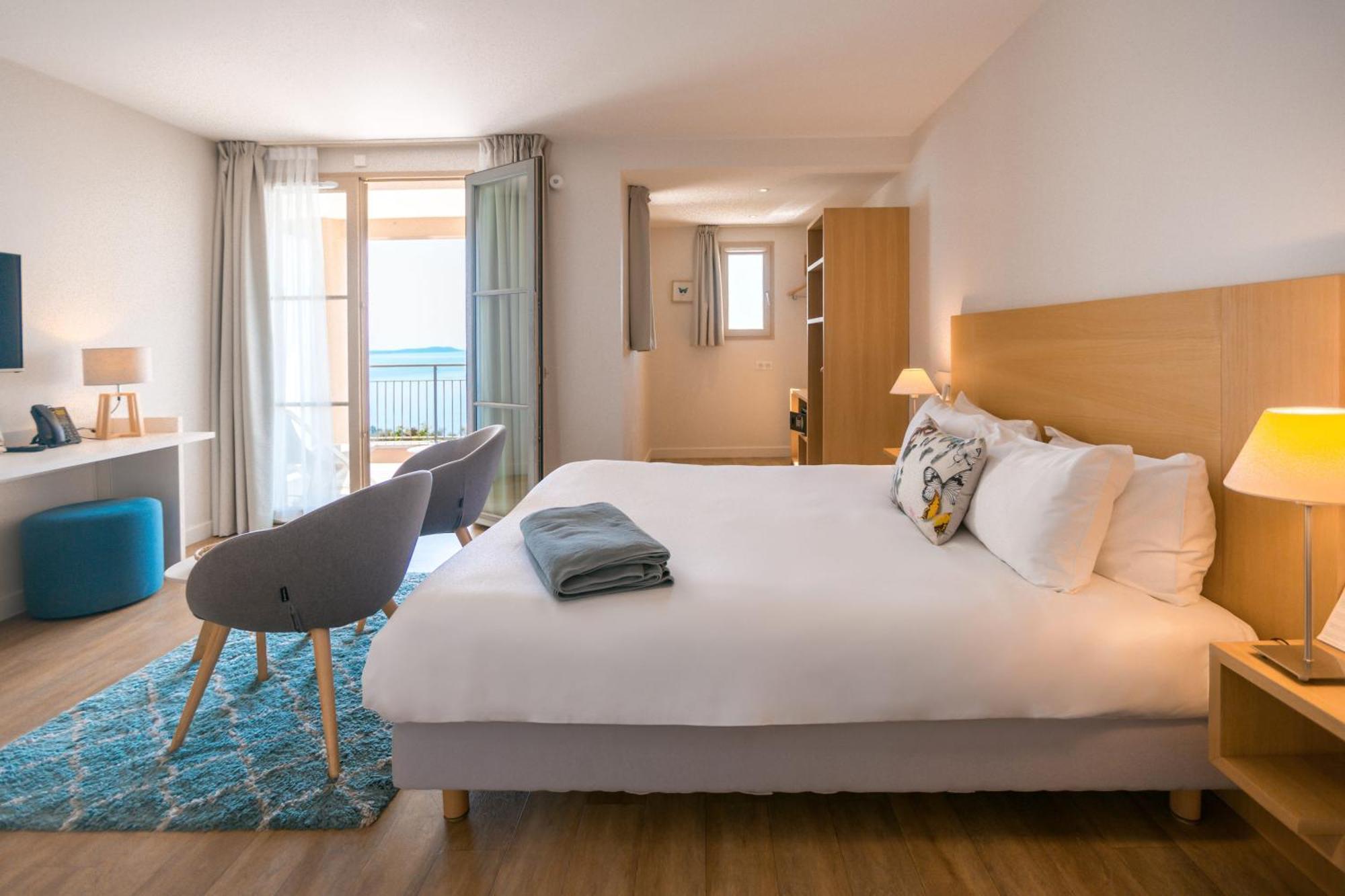 Hotel La Villa Douce Le Le Rayol-Canadel-sur-Mer Exteriör bild