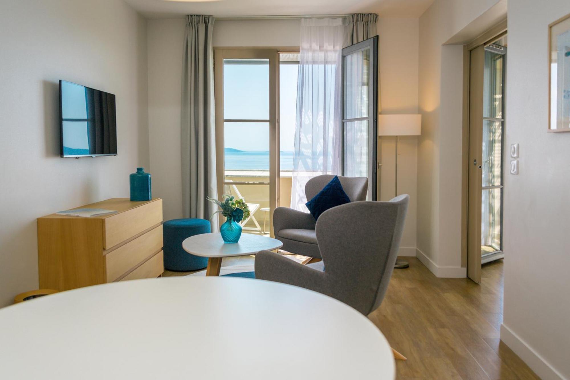 Hotel La Villa Douce Le Le Rayol-Canadel-sur-Mer Exteriör bild
