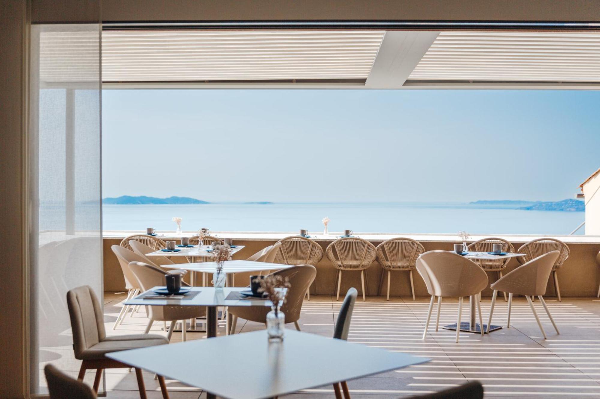 Hotel La Villa Douce Le Le Rayol-Canadel-sur-Mer Exteriör bild