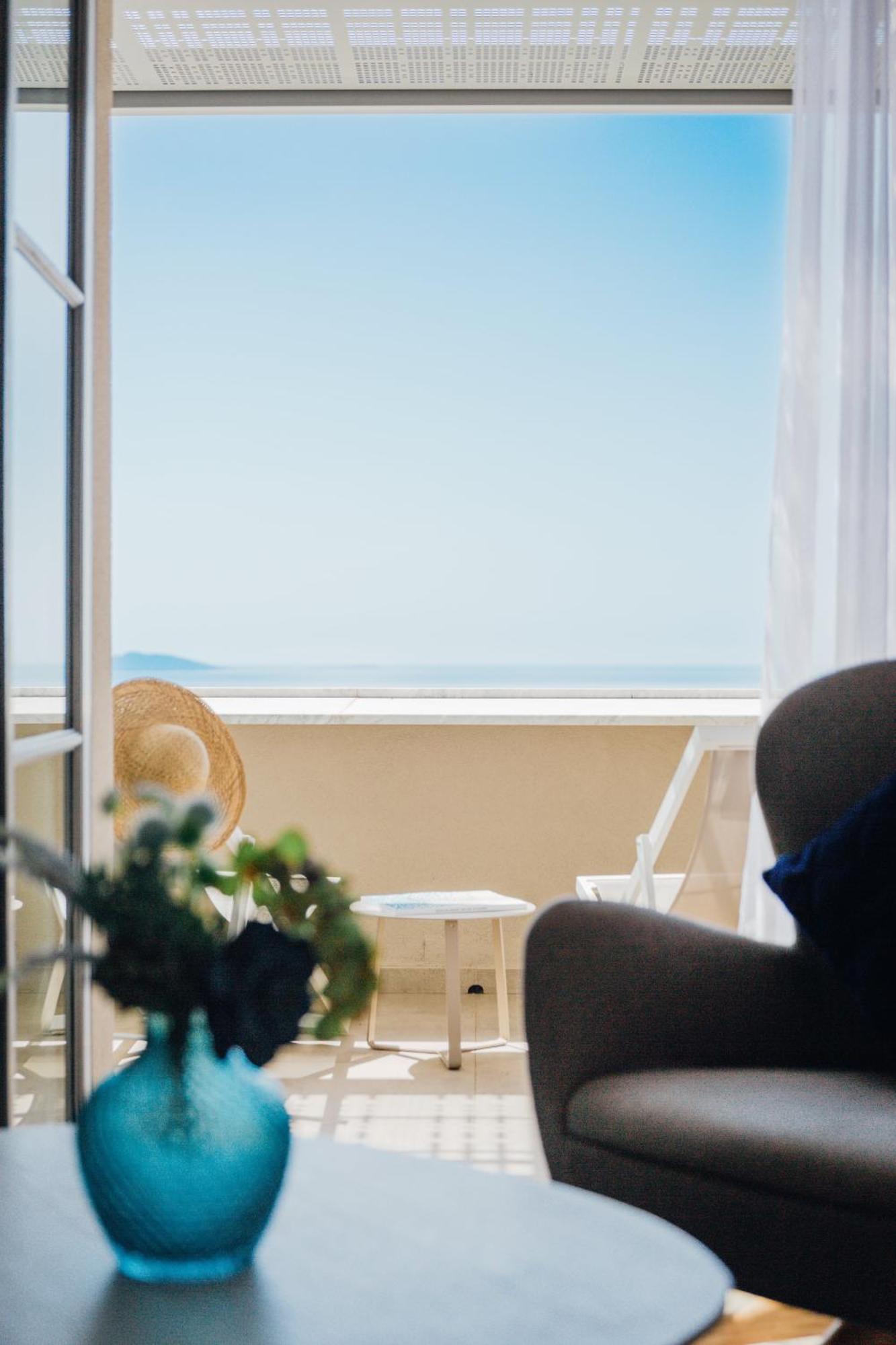 Hotel La Villa Douce Le Le Rayol-Canadel-sur-Mer Exteriör bild