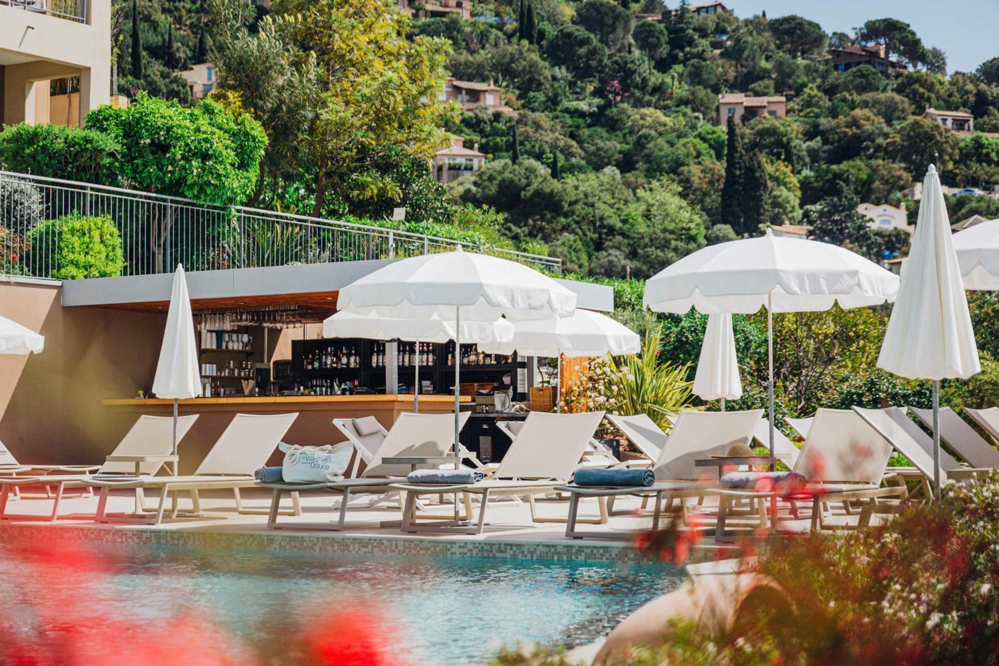 Hotel La Villa Douce Le Le Rayol-Canadel-sur-Mer Exteriör bild