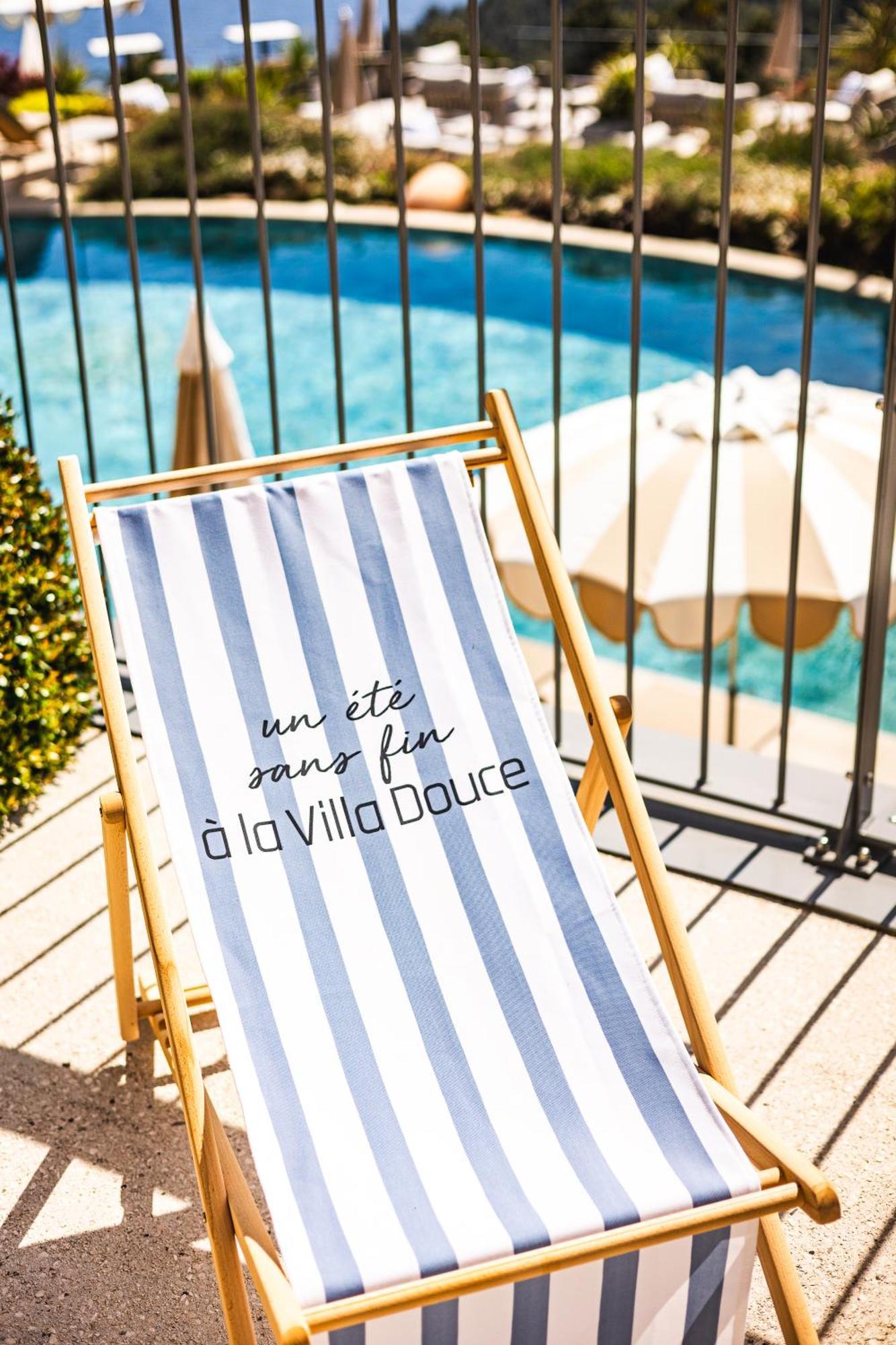 Hotel La Villa Douce Le Le Rayol-Canadel-sur-Mer Exteriör bild