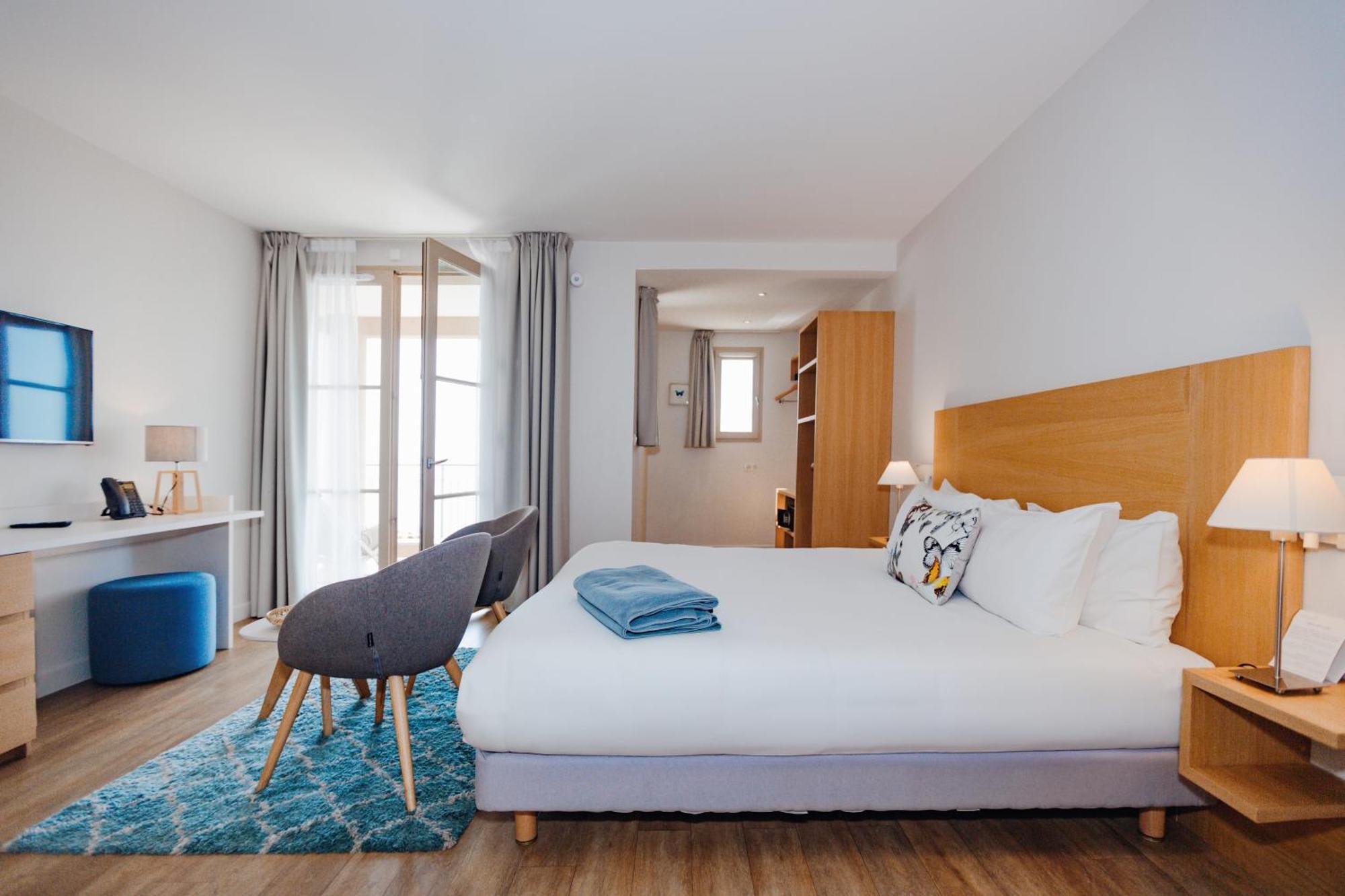 Hotel La Villa Douce Le Le Rayol-Canadel-sur-Mer Exteriör bild